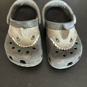 Toddler shark Crocs size 7